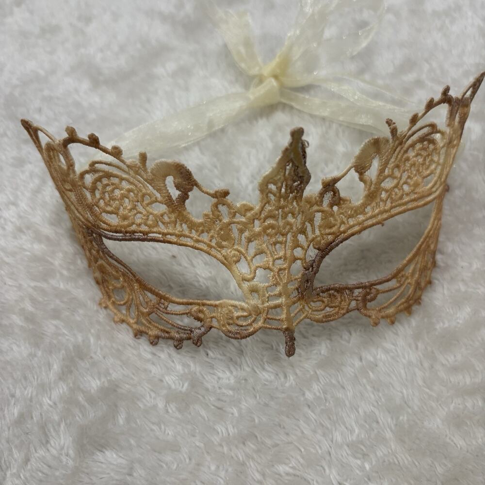 Gold Lace Masquerade Mask ✨ Venetian Gothic Fairycore Ribbon Tie